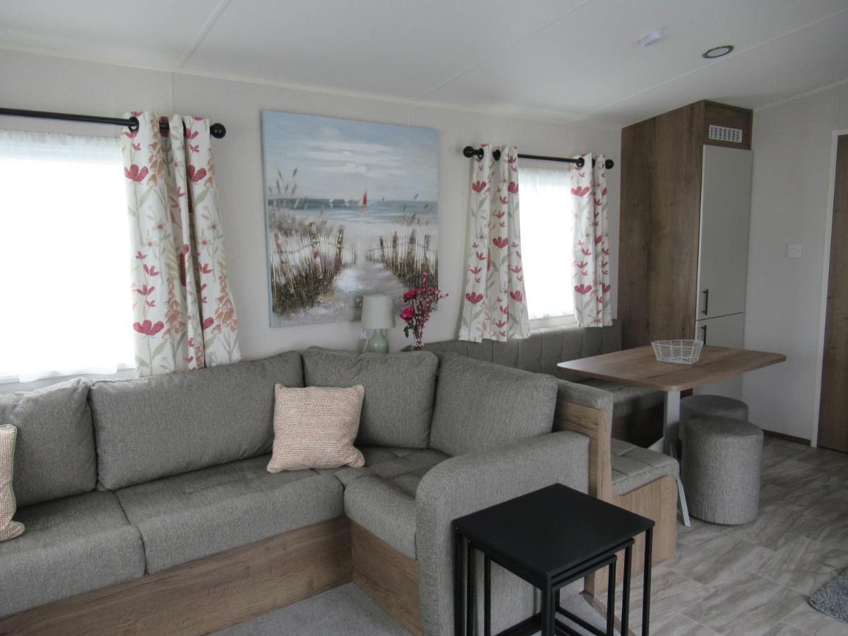Chichester Lakeside Self-Catering Holiday Home 外观 照片