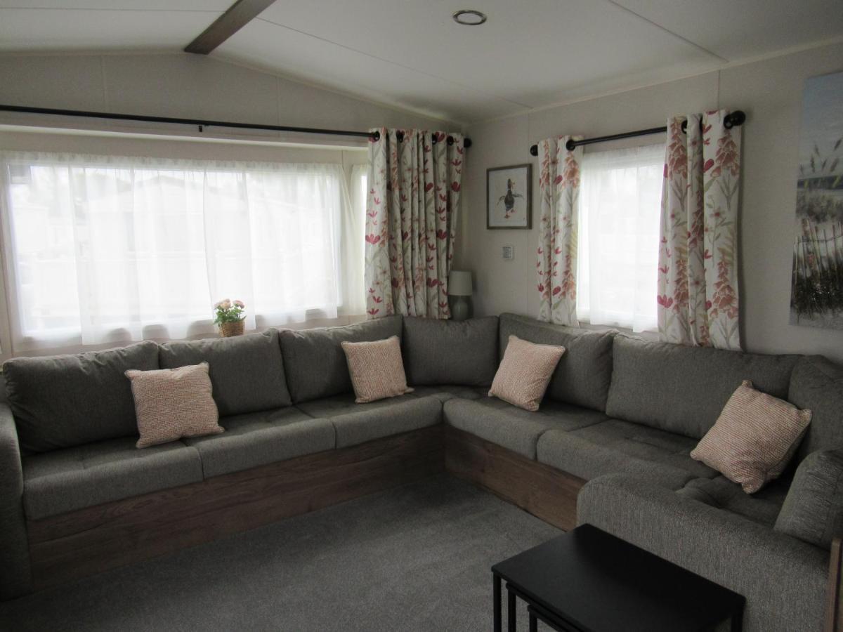 Chichester Lakeside Self-Catering Holiday Home 外观 照片