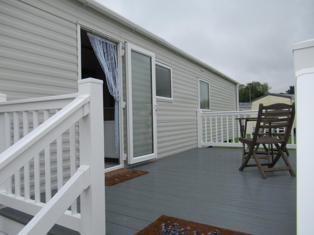 Chichester Lakeside Self-Catering Holiday Home 外观 照片