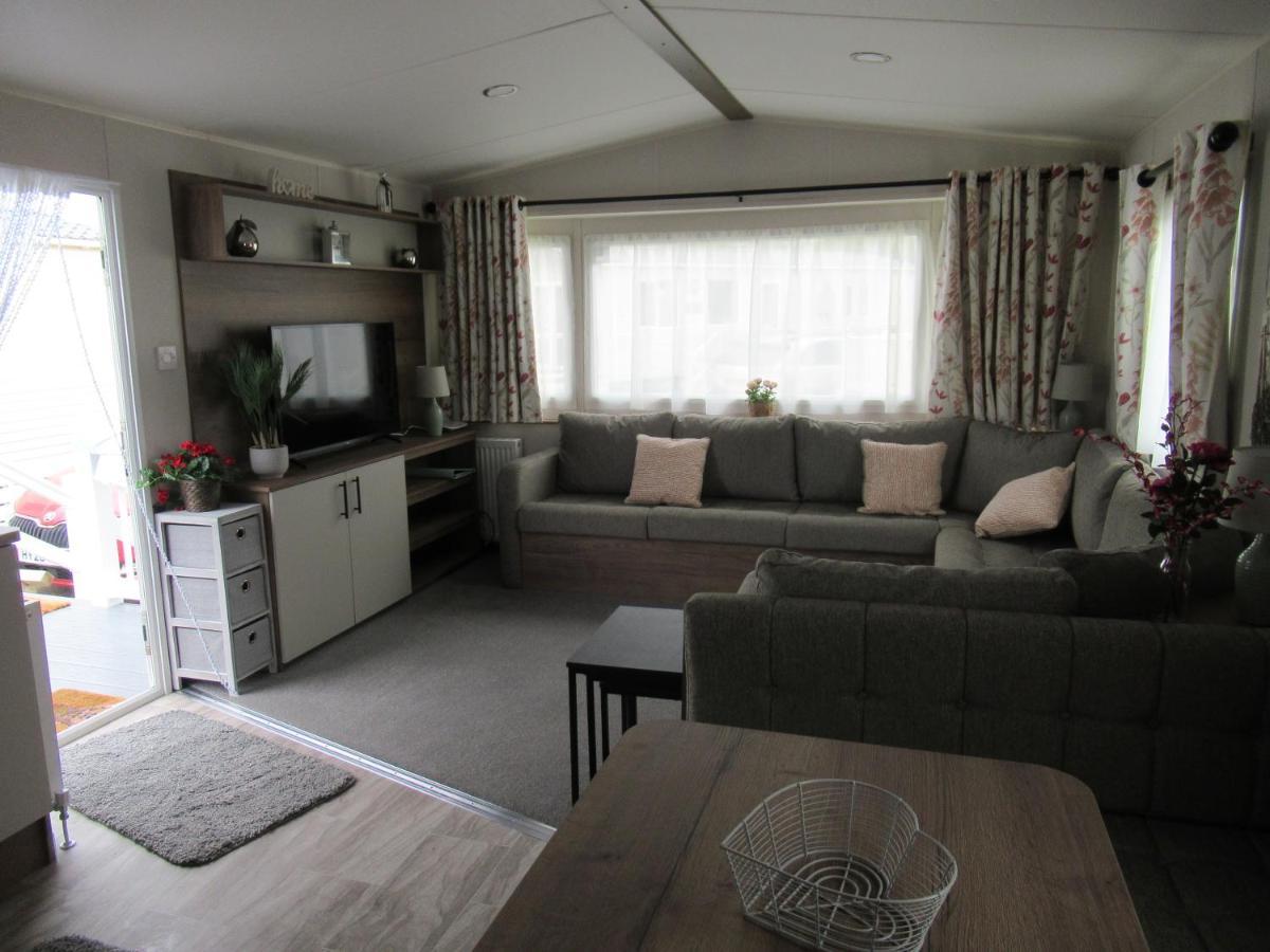 Chichester Lakeside Self-Catering Holiday Home 外观 照片